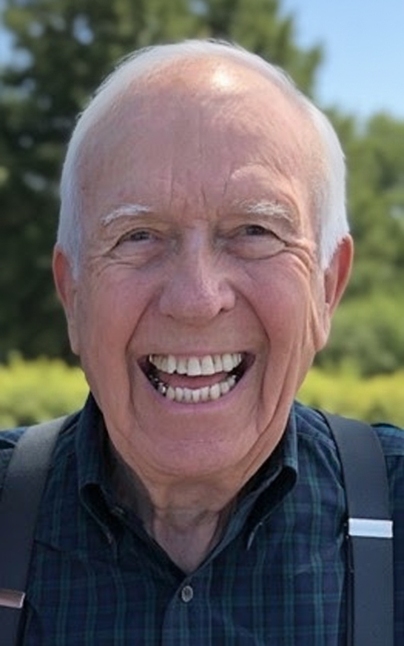 Photograph of Kenneth Olsen
