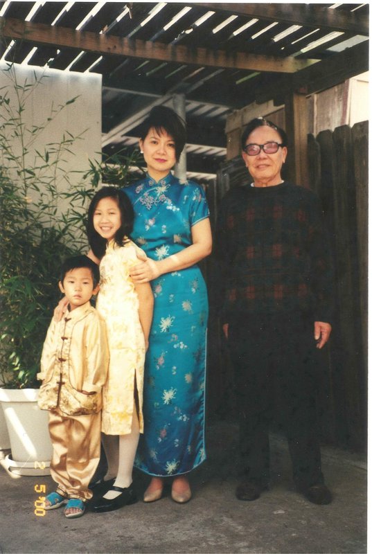 Photograph of Vi-Thien Ha