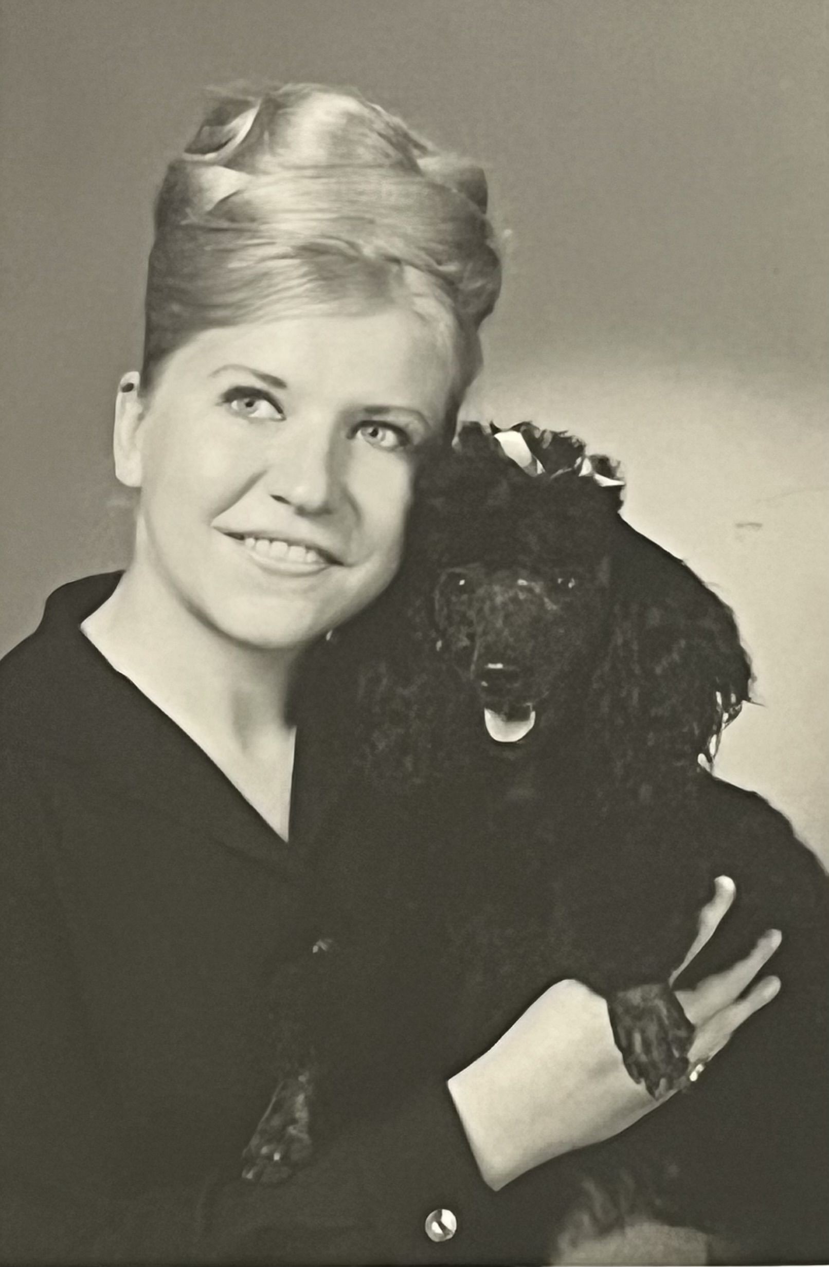 Photograph of DeAnne "Dee" Smith Wood