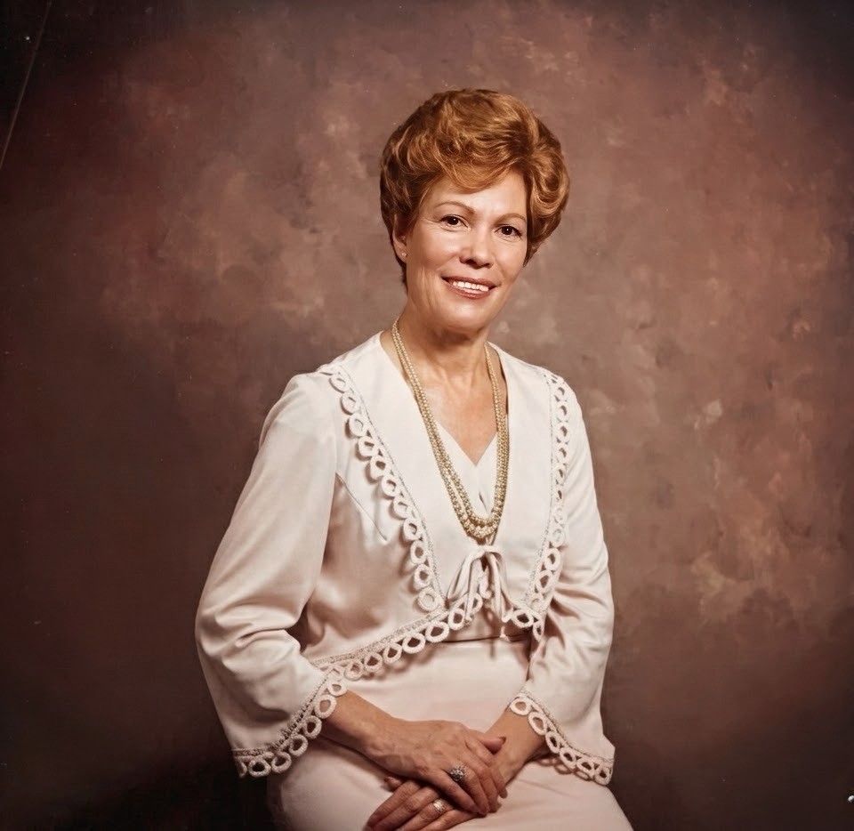 Photograph of Aurora Flores